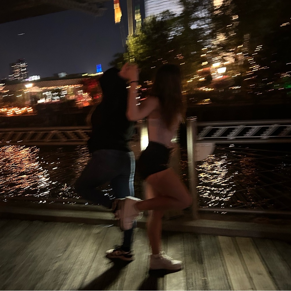 Meet your Posher, Julia